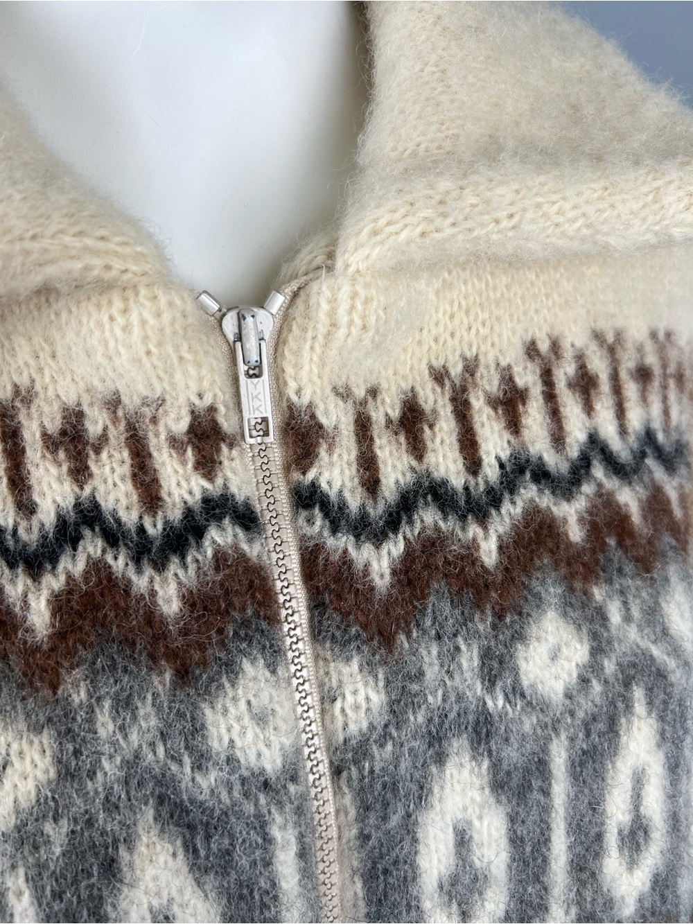 Caldwell TipTop Pure Virgin Wool Zip-Front Cozy Jacket MADE IN CANADA - Picture 4 of 6